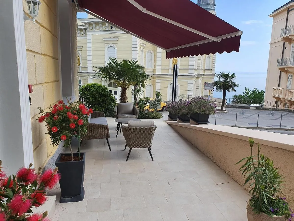 Superior Seaview Apartment Opatija Croatia