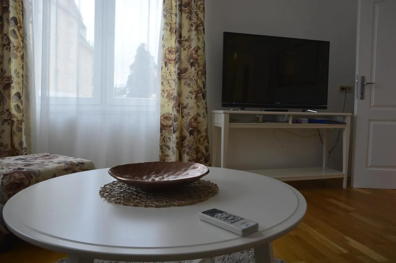 Superior Seaview Apartment Opatija Croatia